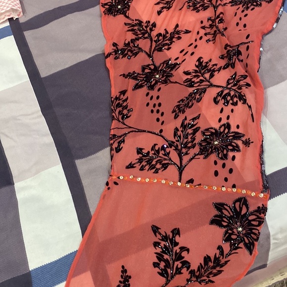 Shimmery georgette fabric lehenga with cut-dana work &crop top n V shaped stole - Picture 17 of 17